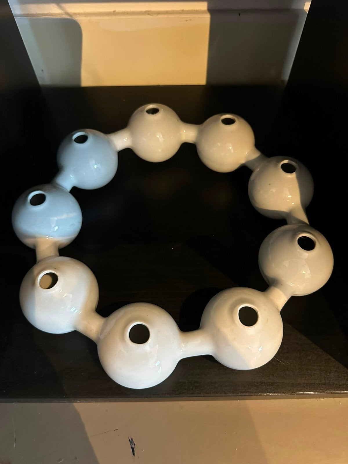 Witte bolvormige ringvaas - Modern design, Ophalen of Verzenden