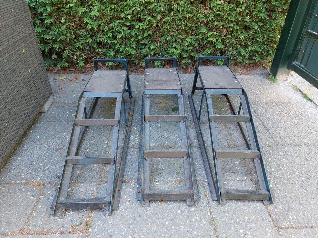 Oprijplaten voor een auto of motor 3 stuks, Ophalen