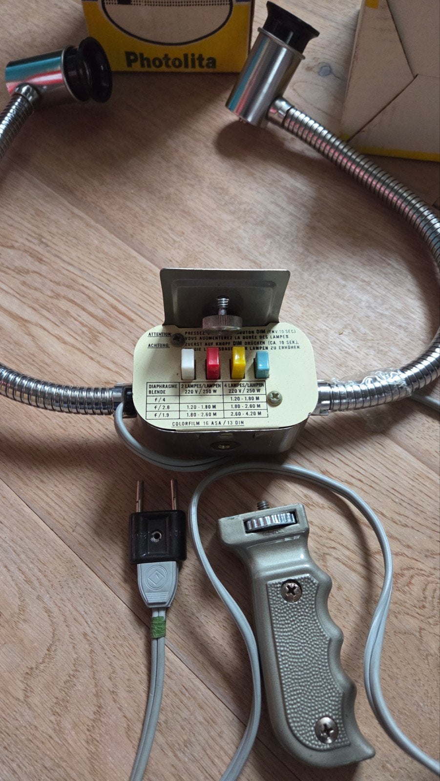 Vintage Philips Photolita Lampen Set - Compleet met Dozen, Audio, Tv en Foto, Fotografie | Professionele apparatuur, Zo goed als nieuw