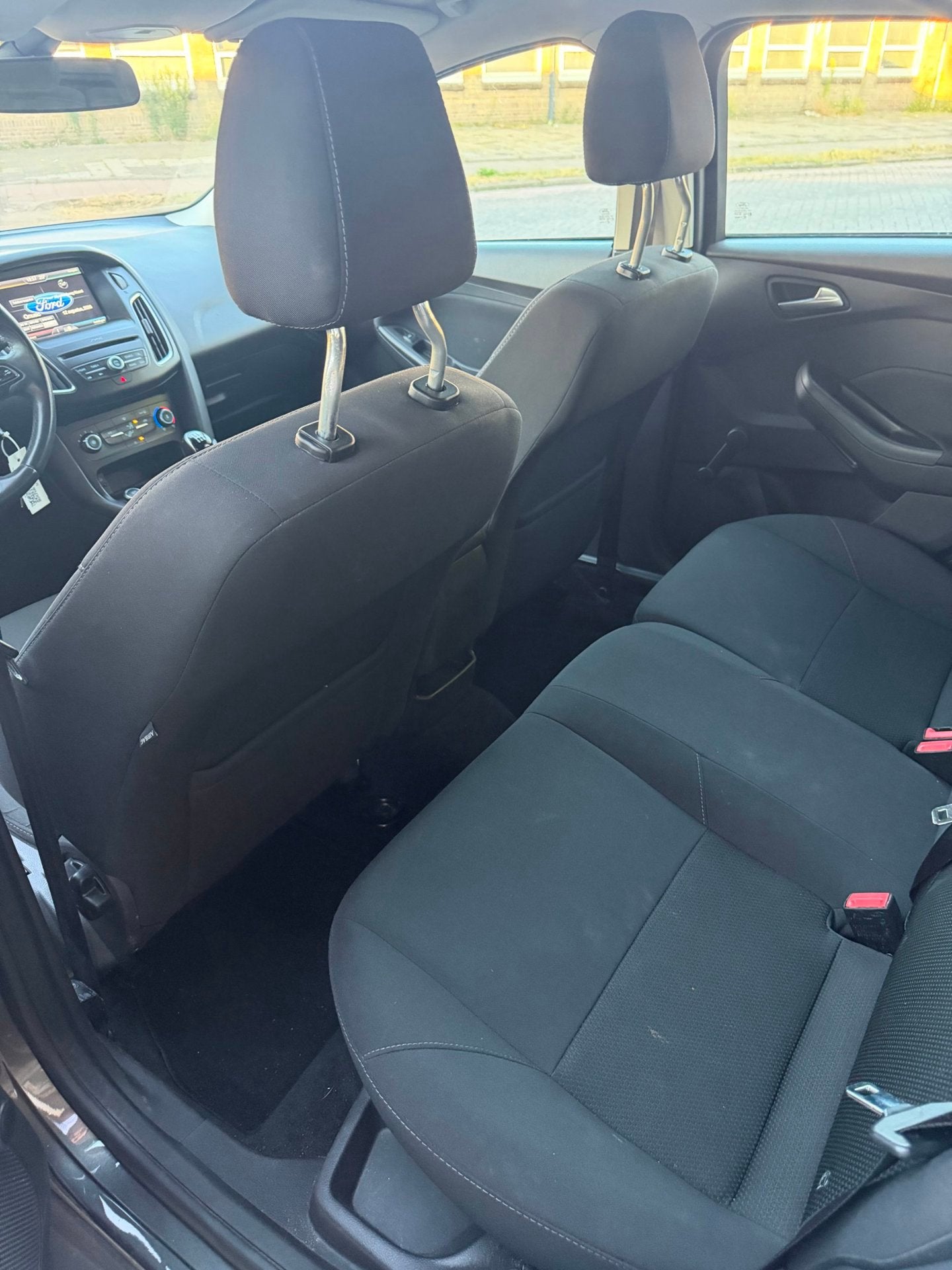 Foto 10 van Ford Focus 1.0 Trend|AIRCO|NAP|WEINIG KM
