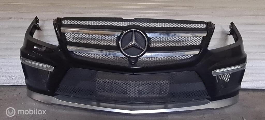 Bumper mercedes GL63 AMG voorbumper X166 zwart, Gebruikt, Voor, Ophalen of Verzenden, Bumper