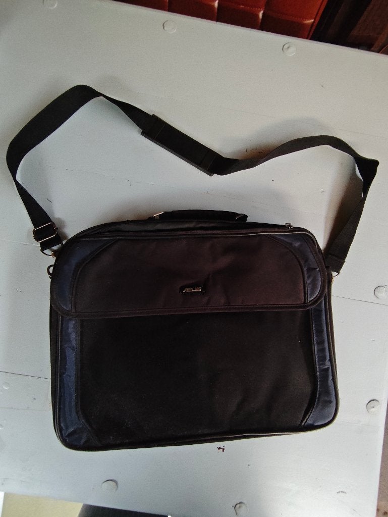 Asus laptoptas, Computers en Software, Gebruikt, Handvat, 17 inch of meer, Ophalen of Verzenden