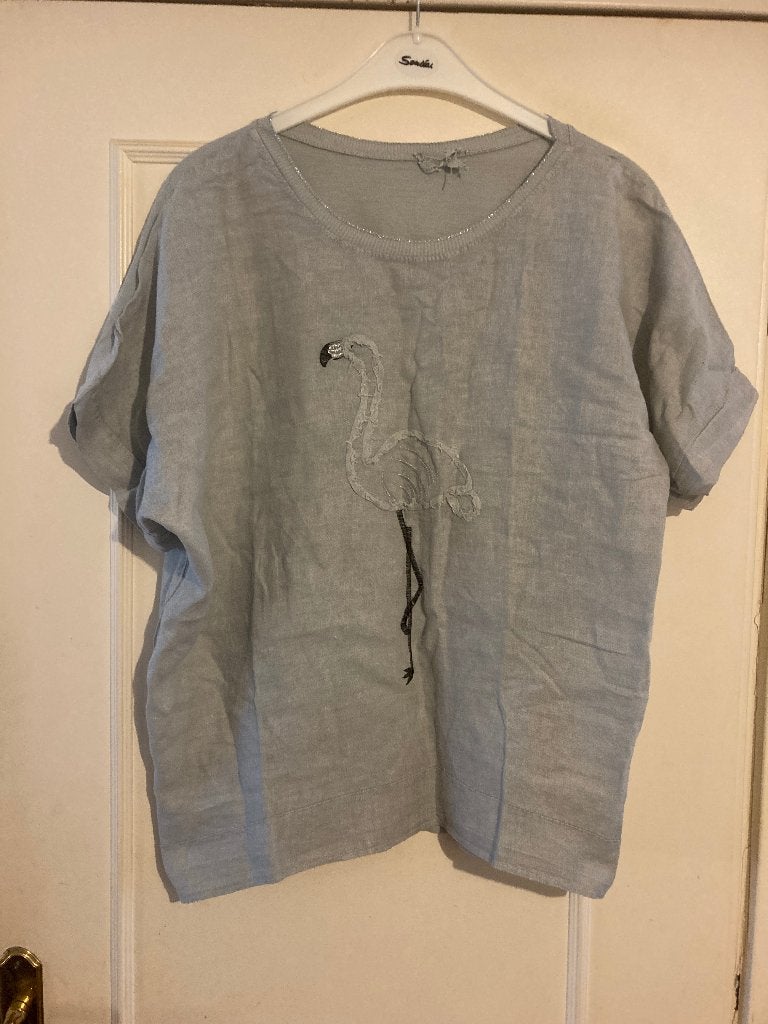 Aparte zomerse grijze linnen blouse met flamingo, maat XL, Kleding | Dames, Grote Maten, Verzenden, Zo goed als nieuw, Grijs, Blouse of Tuniek