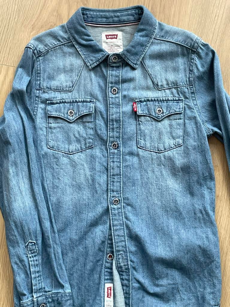Levi's spijkerblouse voor meisjes, maat 128 (8 jaar), Ophalen of Verzenden, Gebruikt, Meisje, Overhemd of Blouse