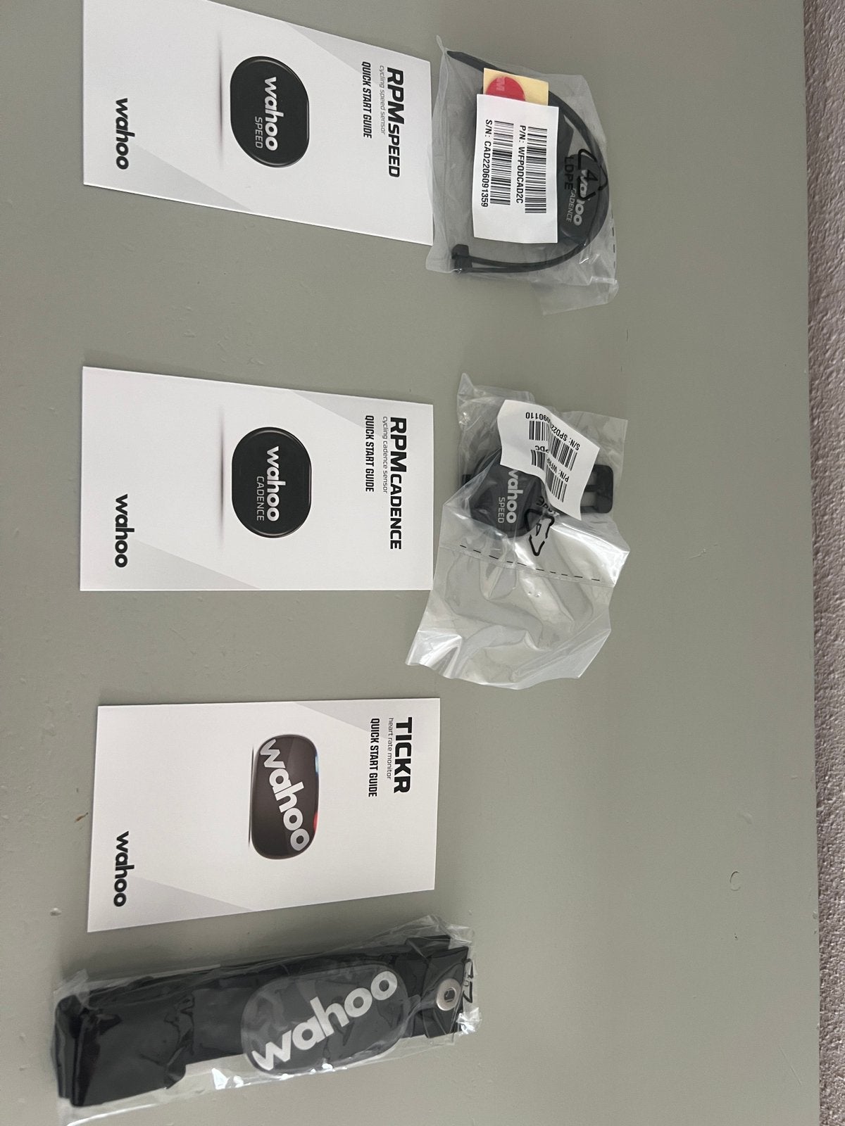 NIEUW 3x wahoo sensors TICKR hartslag speed cadense sensor, Fietsen en Brommers, Fietsaccessoires | Fietscomputers, Ophalen of Verzenden