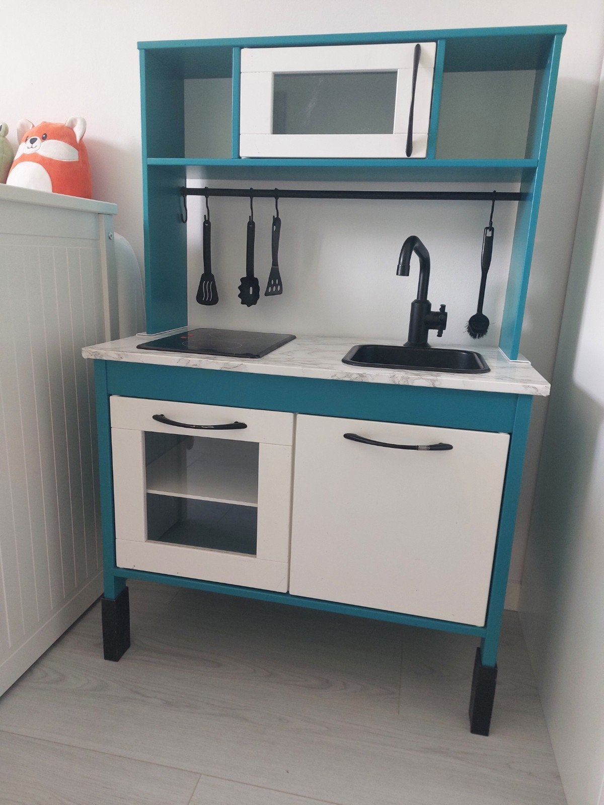 Ikea Duktig keukentje gepimpt - Uniek en compleet!, Kinderen en Baby's, Speelgoed | Houten speelgoed, Ophalen, Gebruikt, Meubelstuk of Keukentje
