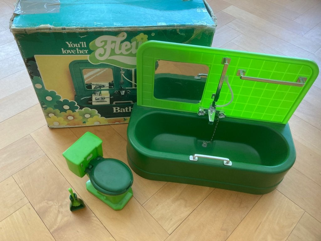 Fleur vintage badkamer bad en toilet met toiletborstel set!, Ophalen of Verzenden, Gebruikt, Toebehoren