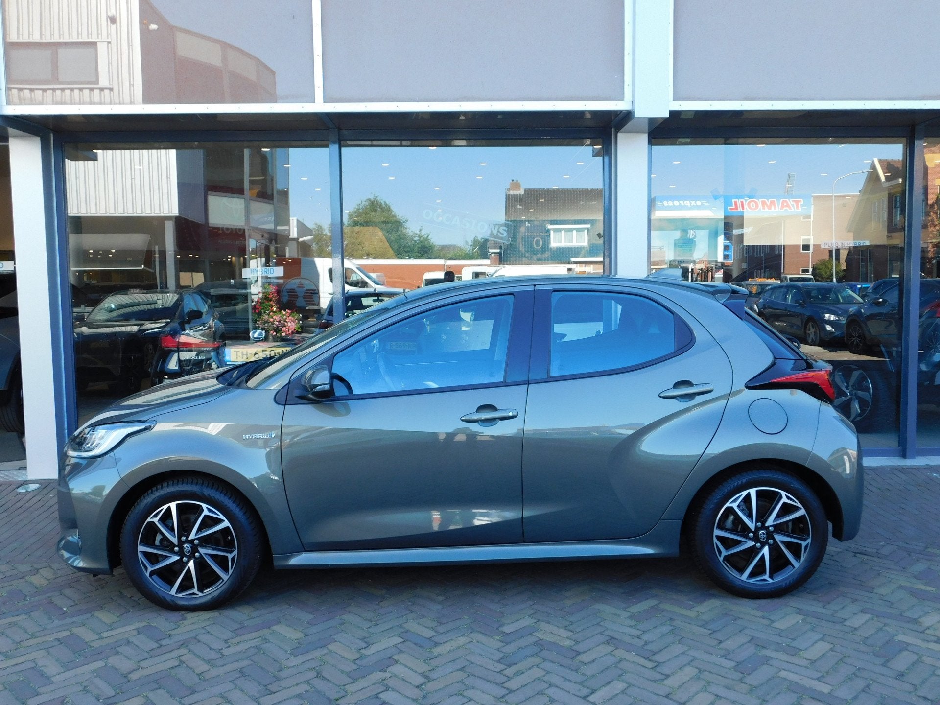 Toyota Yaris 1.5 Hybrid Dynamic | Trekhaak (bj 2021), 12 maanden, Gebruikt, Euro 6, 450 kg