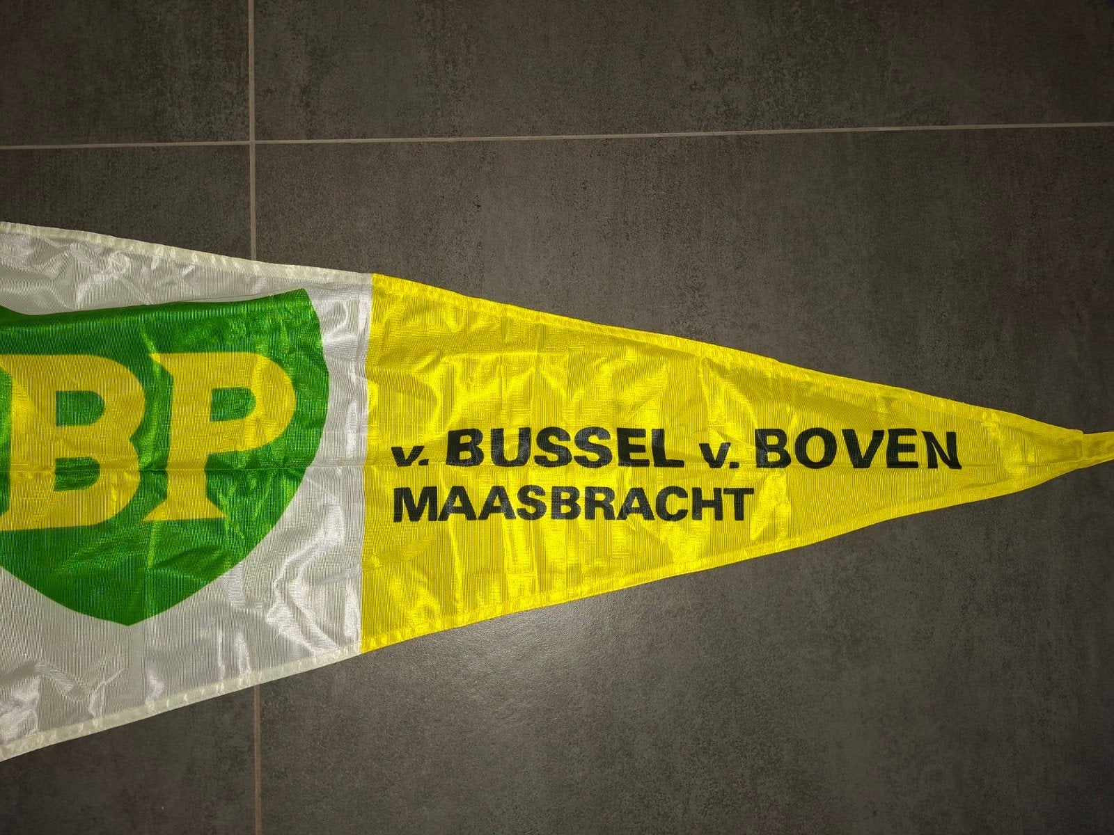 scheepvaart vlag bp vlag v bussel v boven maasbracht, Verzamelen, Ophalen of Verzenden, Zo goed als nieuw, Reclamebord
