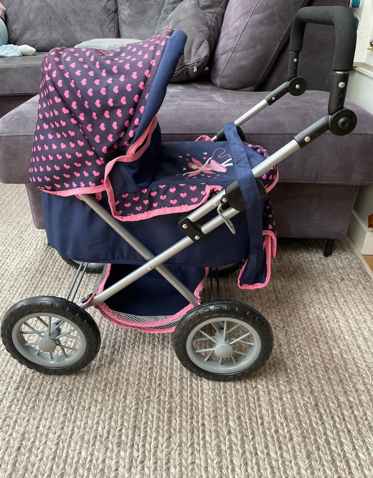 Bayer poppenwagen met hartjes, Kinderen en Baby's, Speelgoed | Poppen, Ophalen, Gebruikt, Babypop