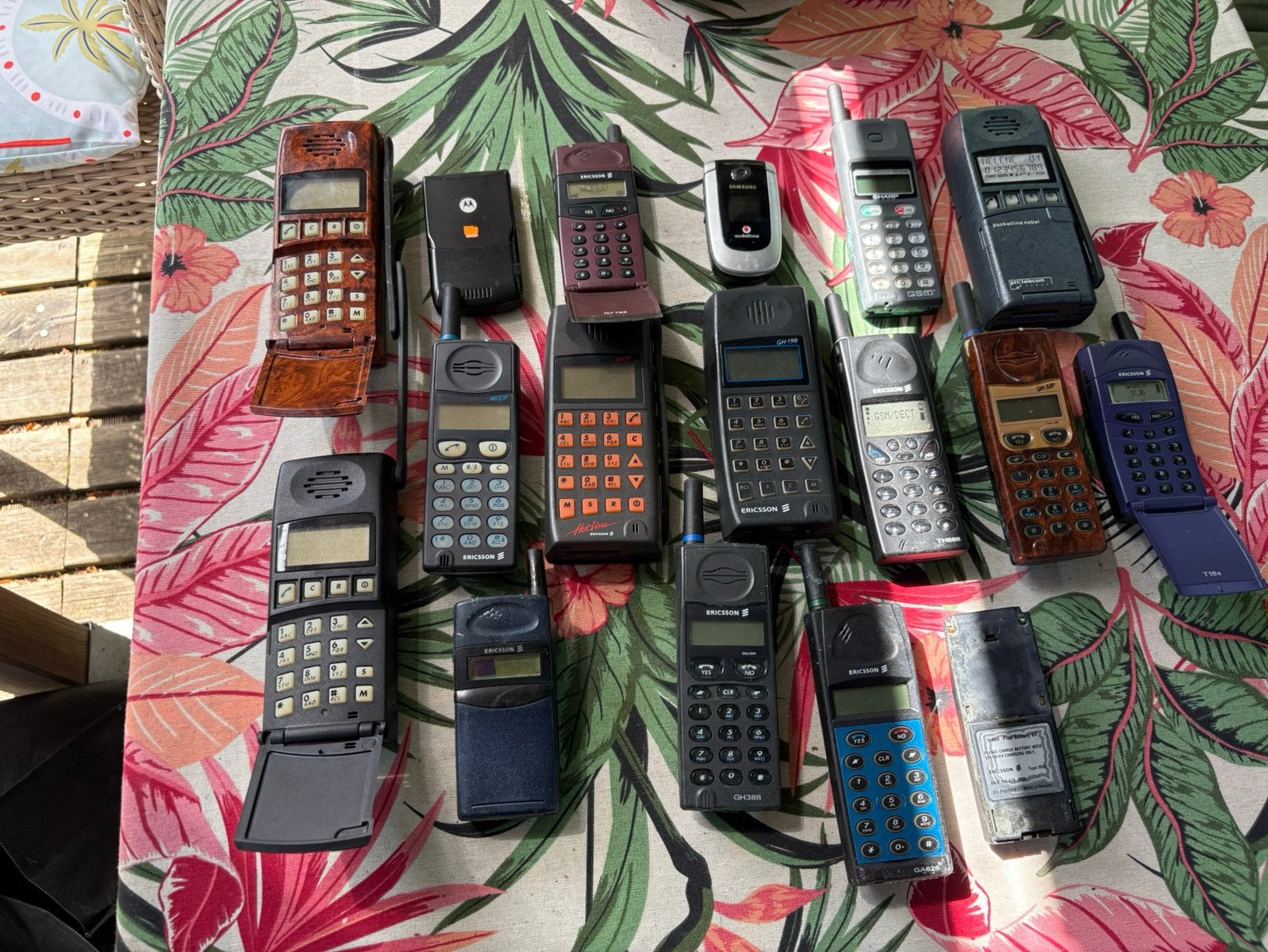 Oude mobiele telefoons, Ophalen of Verzenden, Niet werkend