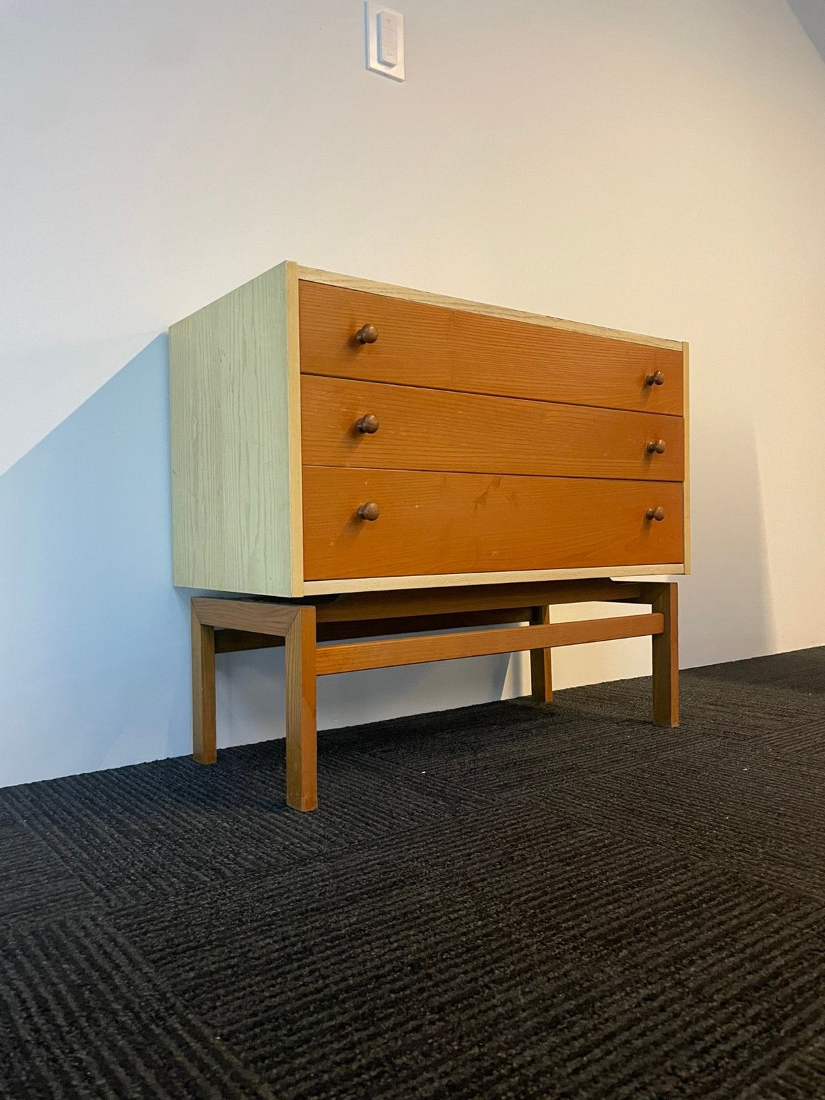 Vintage mid century ladekast / kastje deens design, 3 of 4 laden, Minder dan 100 cm, 25 tot 50 cm, A