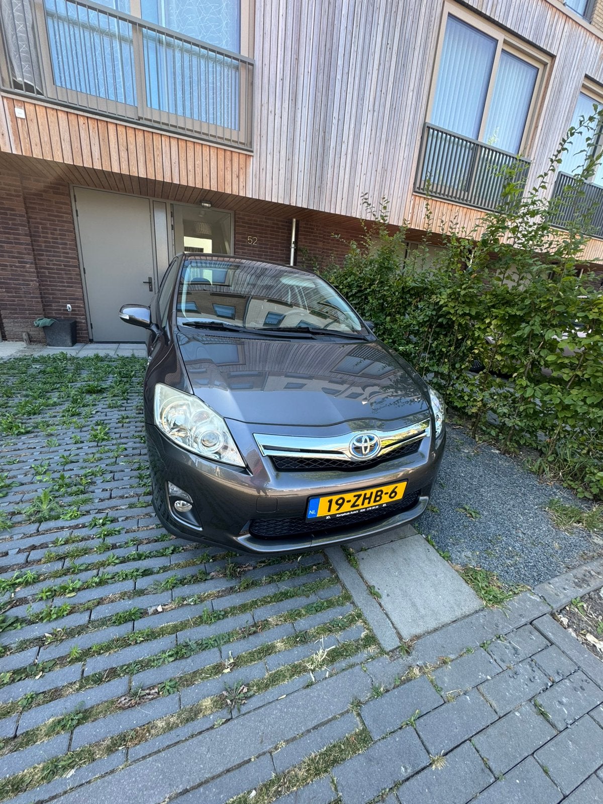 Toyota Auris 1.8 Full Hybrid Dynamic Business 136PK, Euro 5, 4 cilinders, Start-stop-systeem, Origineel Nederlands