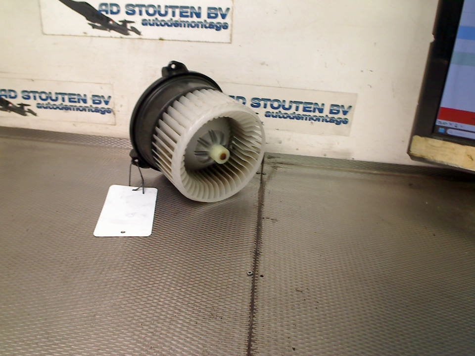 Kachel Ventilatormotor Range Rover IV (LG) 2016, Campus Kronberg 7, Kronberg im Taunus 61476, , Duitsland, Jaguar Land Rover Deutschland GmbH