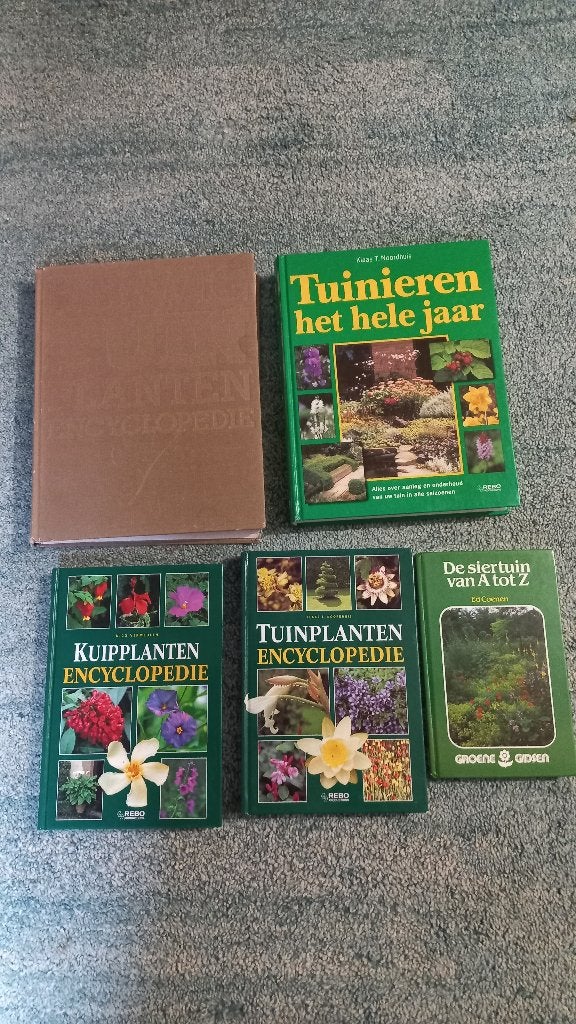 tuin / plantenboekjes, Ophalen of Verzenden, Zo goed als nieuw