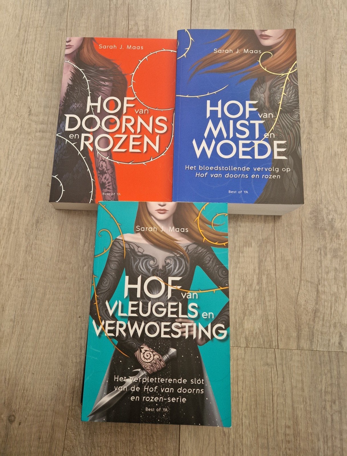 Boeken sarah j maas hof van doorns rozen 1 2 3 mist woede, Boeken, Fantasy, Ophalen of Verzenden, Zo goed als nieuw