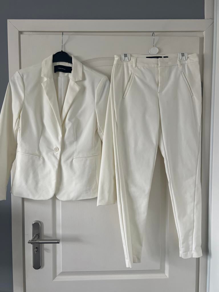 Ivoor Wit pak van Vero Moda, Maat 38/40 (M), Kostuum of Pak, Wit, Ophalen of Verzenden