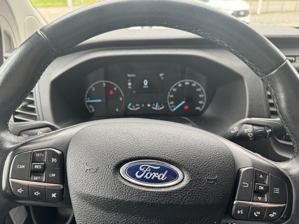 Ford Transit Custom 320 2.0 TDCI L2H1 Limited | Navigatie |, Voorwielaandrijving, Stof, 4 cilinders, Wit