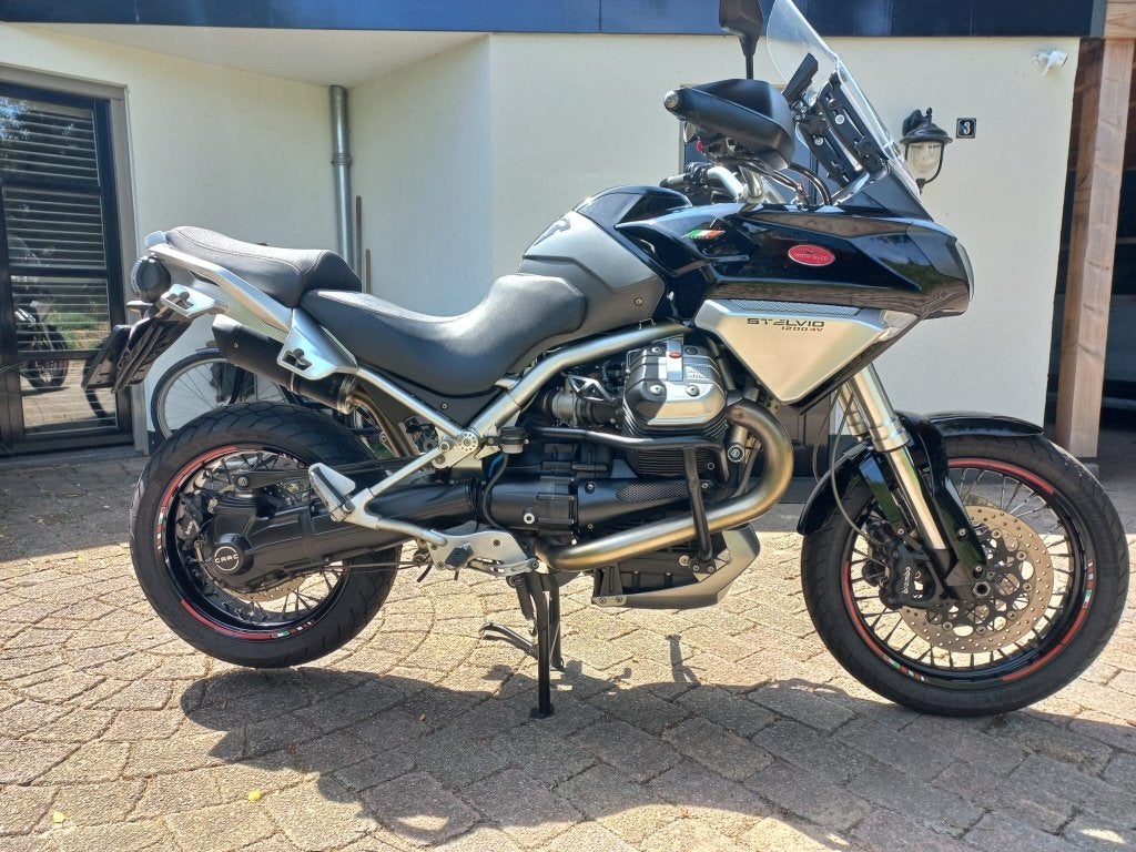 Moto Guzzi Stelvio 2010, Motoren, Motoren | Moto Guzzi, Occasion, Motorrijbewijs A, Particulier, Meer dan 35 kW