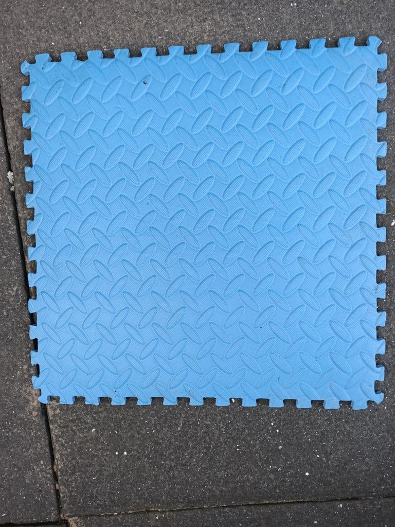 Foam zwembad +- 100 stuks tegel 38.5 x 38.5 cm 1 pak nieuw, Ophalen of Verzenden, Zo goed als nieuw