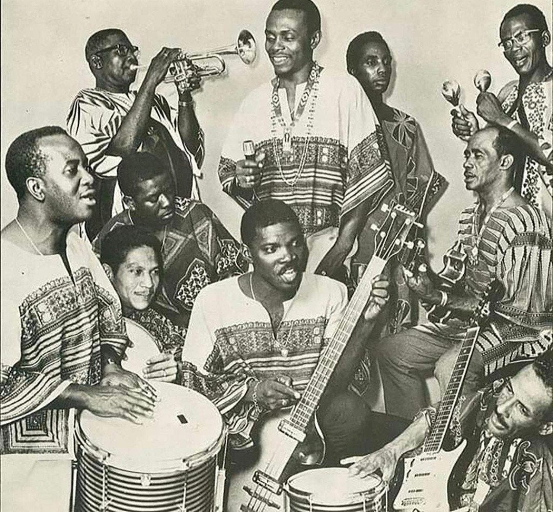 Gezocht Surinaamse band ~ zangers, muzikanten, songwriter