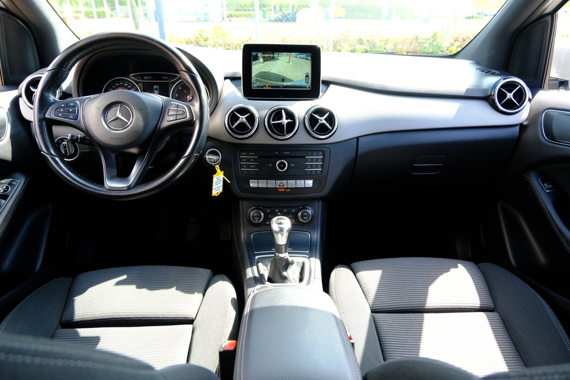 Foto 13 van Mercedes-Benz B-klasse 160 Prestige Navi|Clima|Cam|LED|LMV