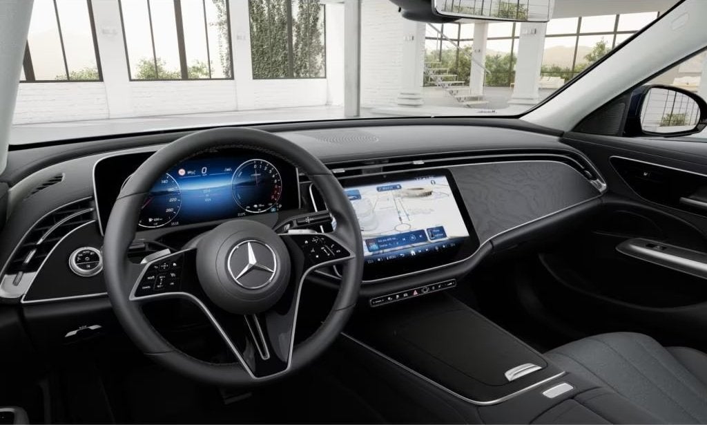 Mercedes-Benz E-Klasse 300 e Avantgarde Distronic LED Camera, Auto's, Automaat, 12 maanden, Achterwielaandrijving, Gebruikt