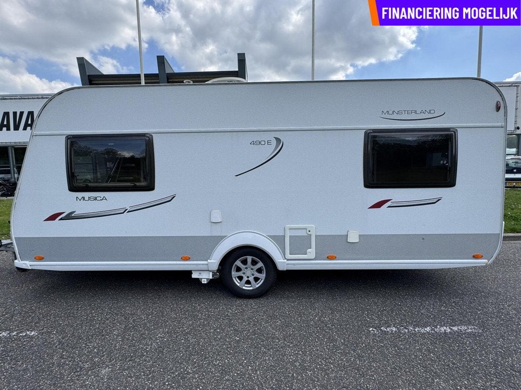 LMC MUNSTERLAND MUSICA 490 E MOVER + LUIFEL + SCHOTEL + TV, Rondzit, 7 tot 8 meter, Bedrijf, Hordeur