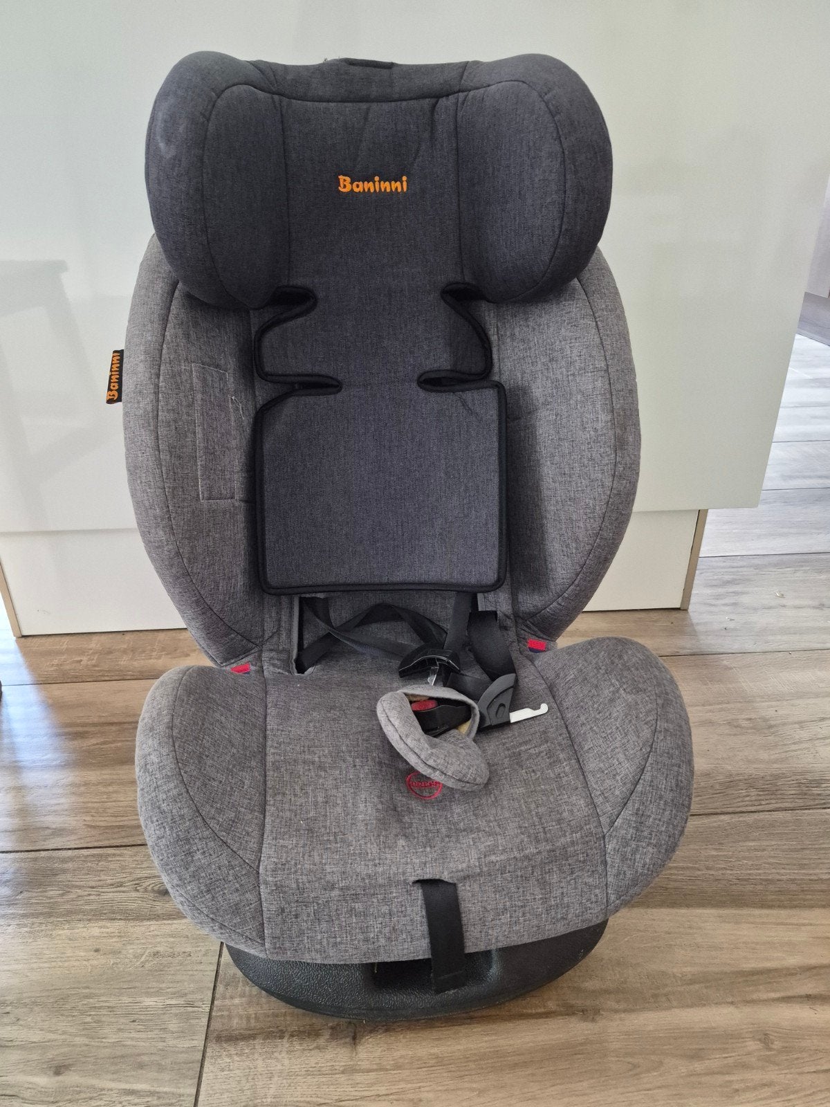 Baninni Autostoel 0-18 kg met isofix, Autogordel of Isofix, Gebruikt, Zijbescherming, 9 t/m 36 kg