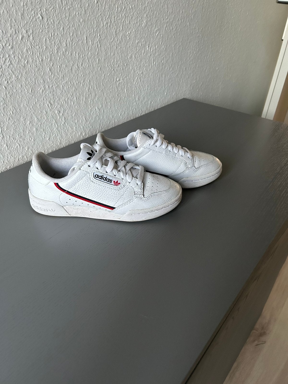 Adidas sneakers dames maat  37 1/3, Ophalen, Zo goed als nieuw, Sneakers of Gympen