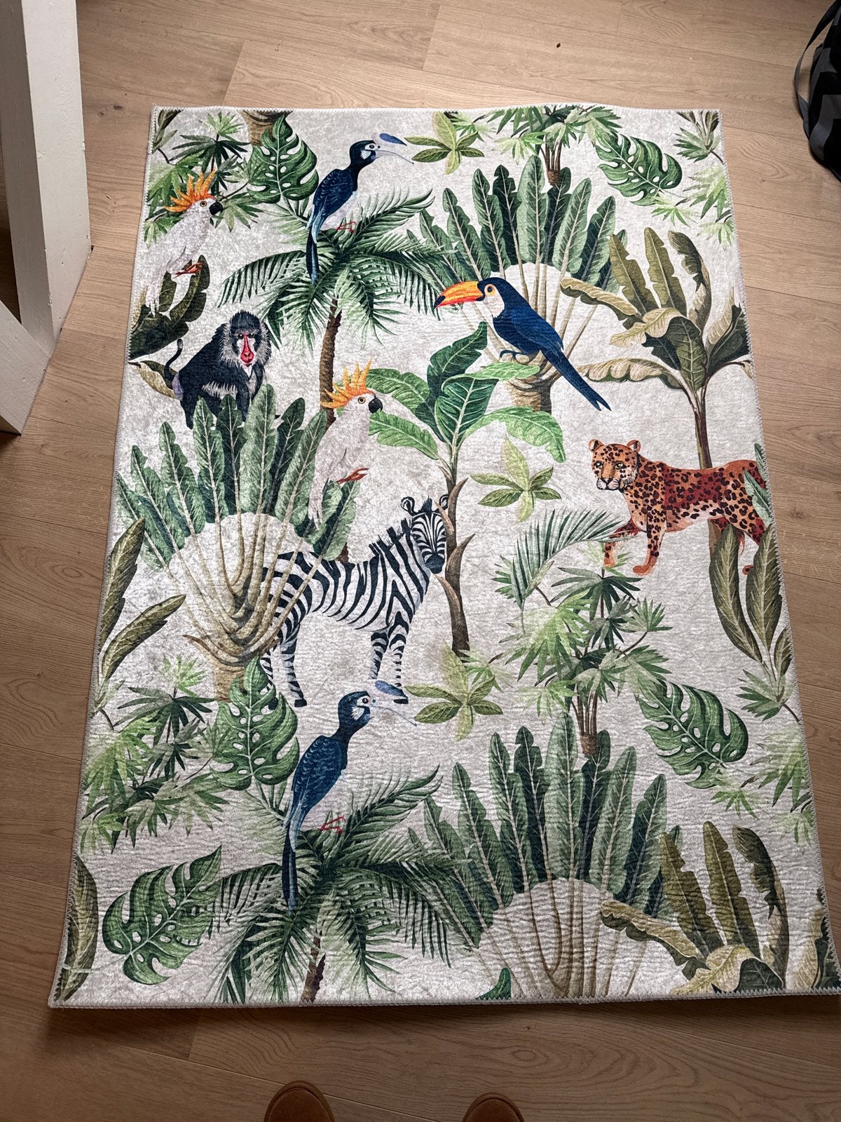 Vloerkleed met jungle dieren print, Huis en Inrichting, Ophalen, 100 tot 150 cm, Zo goed als nieuw, 150 tot 200 cm