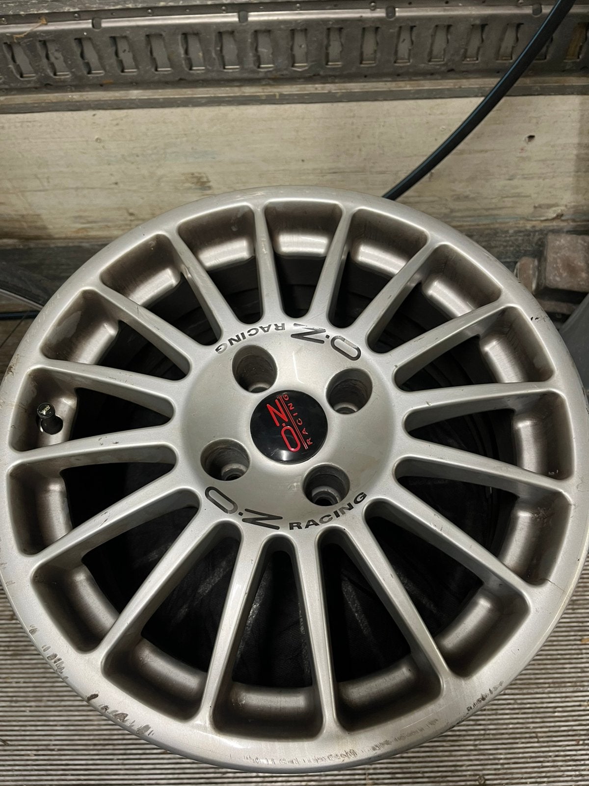 Oz superturismo 16 inch 4x108 grijs, Ophalen, Overige, Gebruikt, Velg(en)