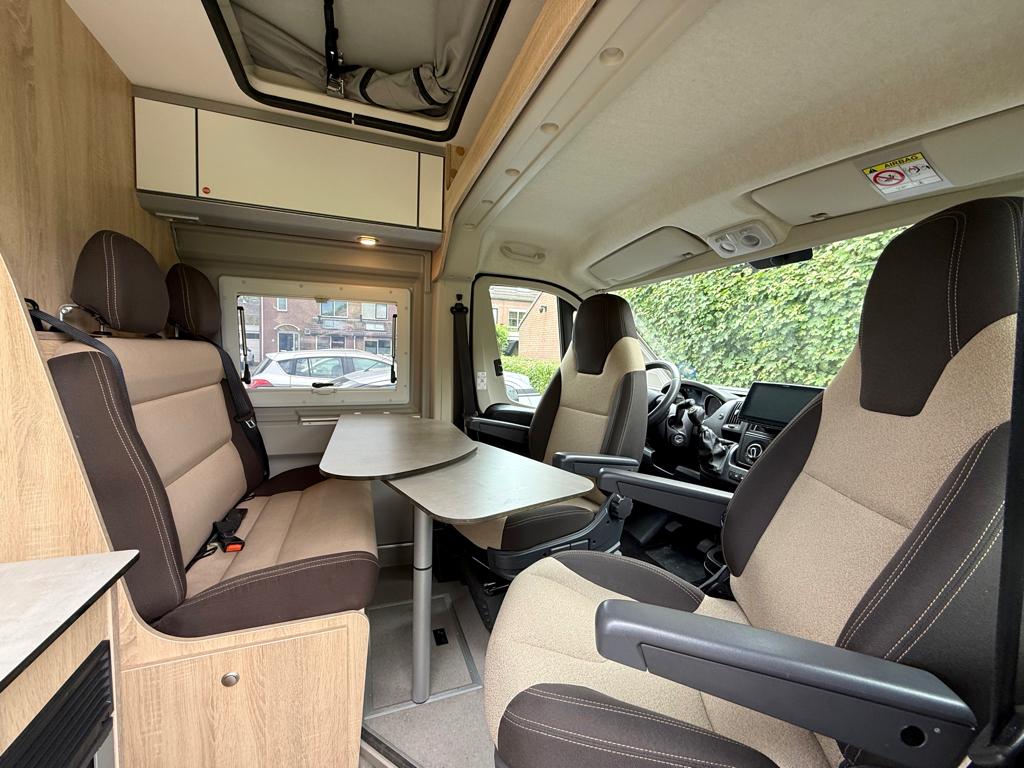 Clever Tour 540 hefdak 5-2022 4pers. buscamper full options, Buscamper of Camperbus, Achteruitrijcamera, Ringverwarming, Pössl