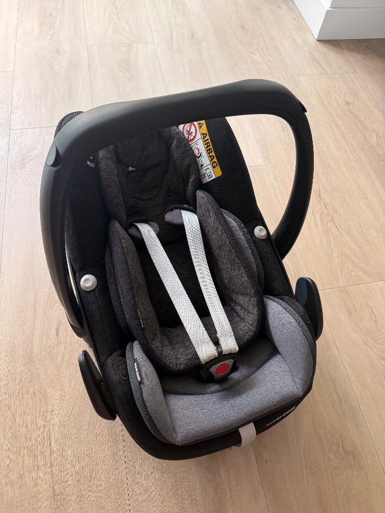 Maxi Cosi Pebble Pro I-size autostoel met Iso Fix base, Ophalen, Zo goed als nieuw, Isofix, 0 t/m 13 kg