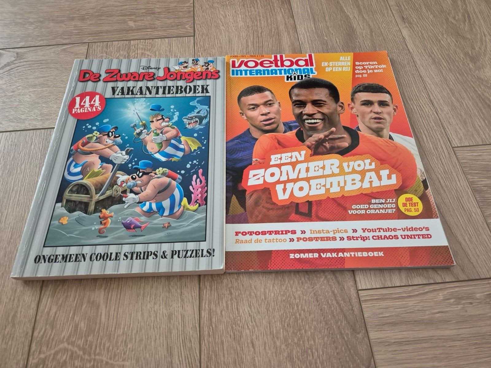 Voetbal International Kids & Disney Vakantieboek, Ophalen of Verzenden, Gelezen, Diverse auteurs, Non-fictie