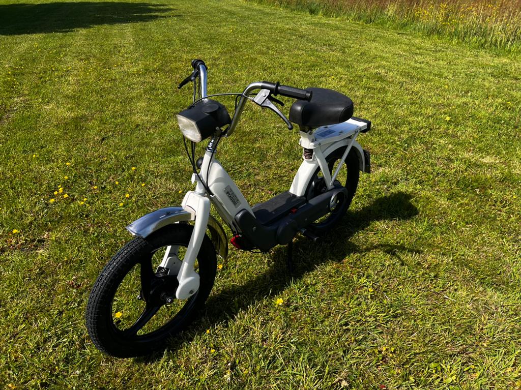 Vespa Ciao rollend frame volledig gereviseerd!, Fietsen en Brommers, Brommers | Vespa, Ophalen, Zo goed als nieuw