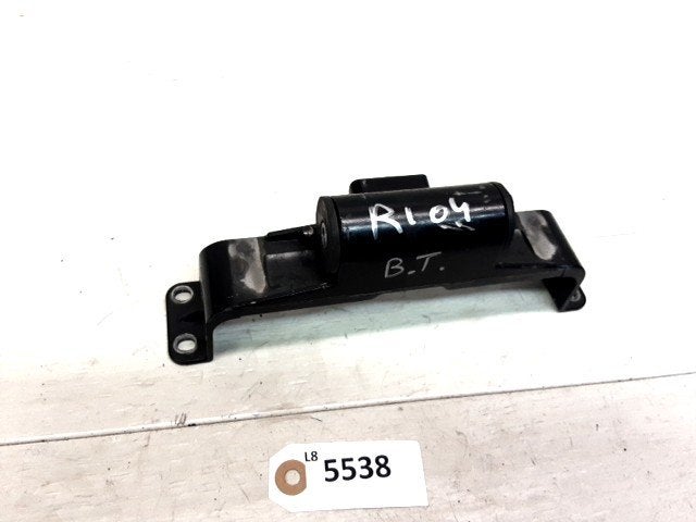R1 2004 - 2006 Yamaha Beugel Beugel tank D1-47763