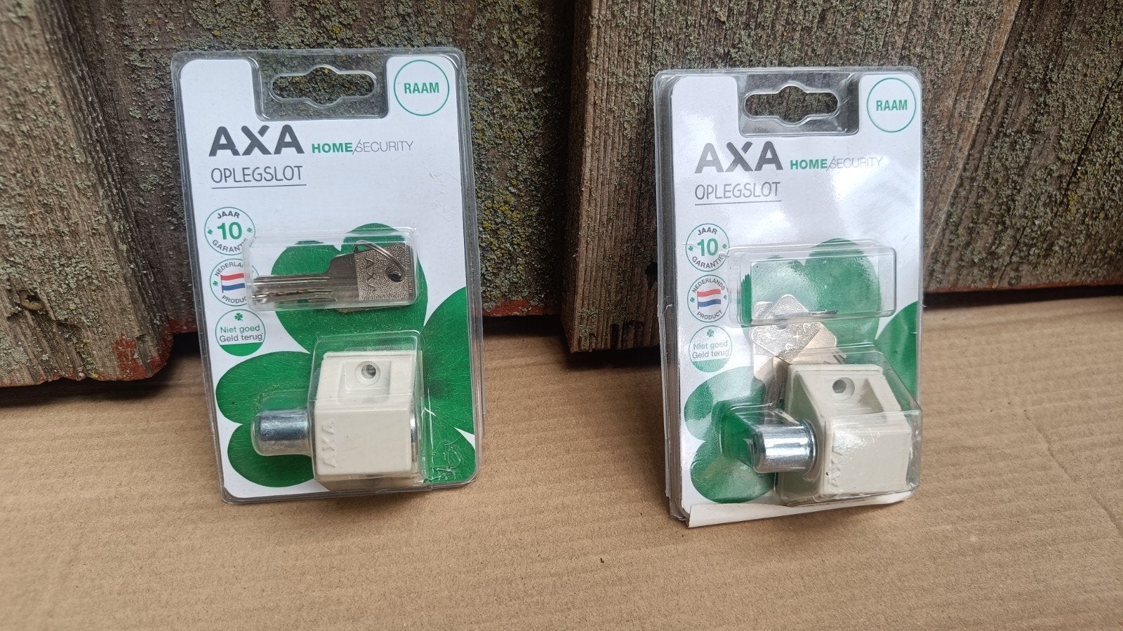 AXA Oplegslot Raam - Nieuw in verpakking (2 stuks), Ophalen of Verzenden, Nieuw, Overige materialen, Slot