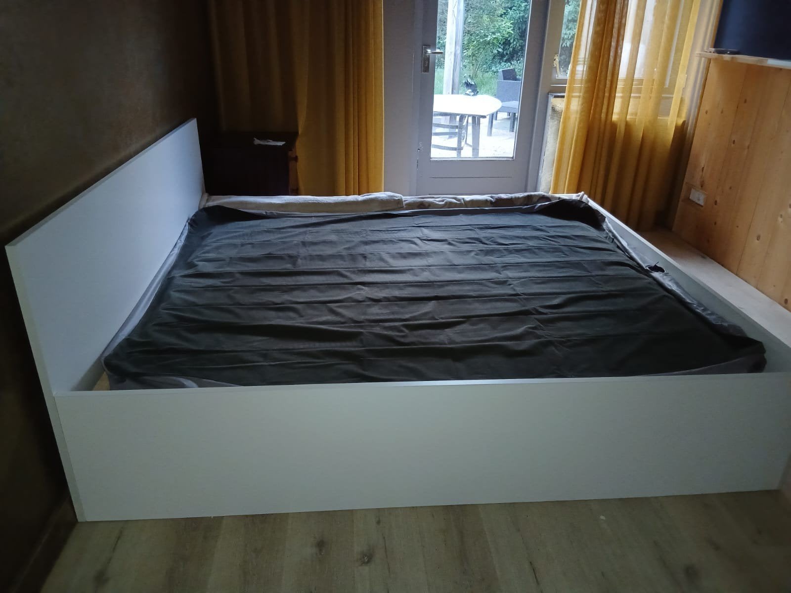 Wit tweepersoonsbed, Ophalen, Gebruikt, Wit, Tweepersoons