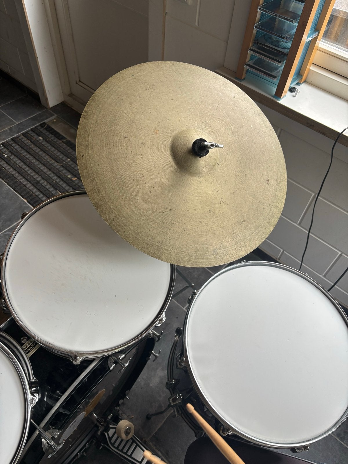 Compleet drumstel met bekkens en stokken, Ophalen, Gebruikt