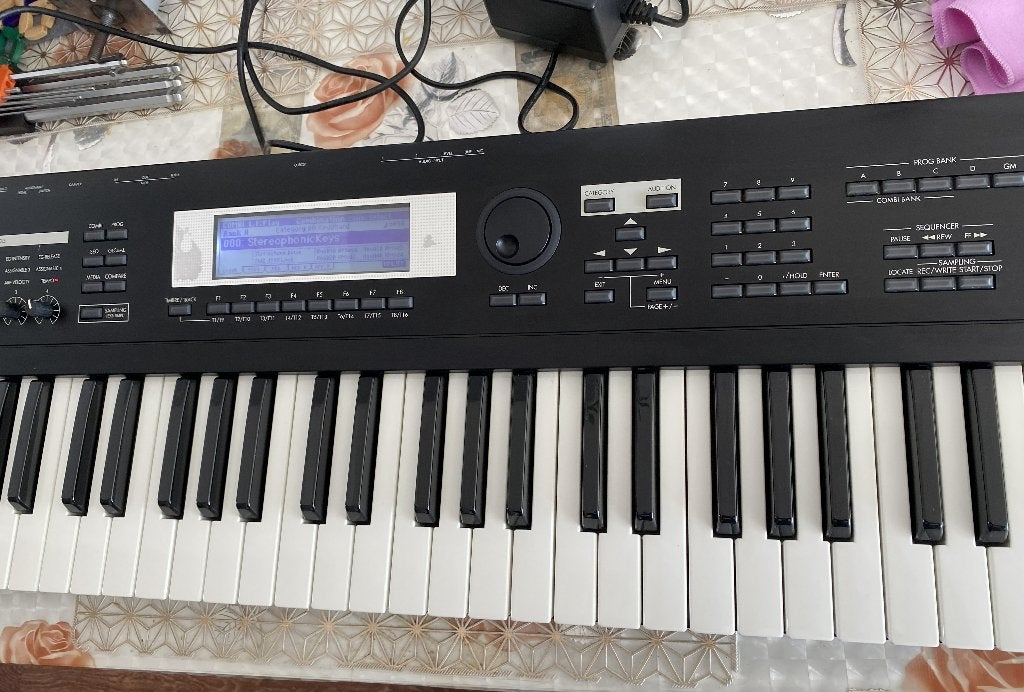 Korg TR 61 Music Workstation –100% top & speelklaar!, Ophalen, Gebruikt, 61 toetsen, Korg