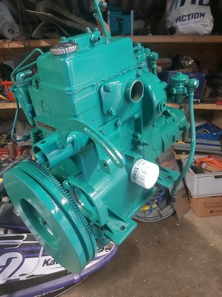 Volvo Penta 2 cilinder scheepsdieselmotor met keerkoppeling, Watersport en Boten, Buiten- en Binnenboordmotoren, Ophalen of Verzenden