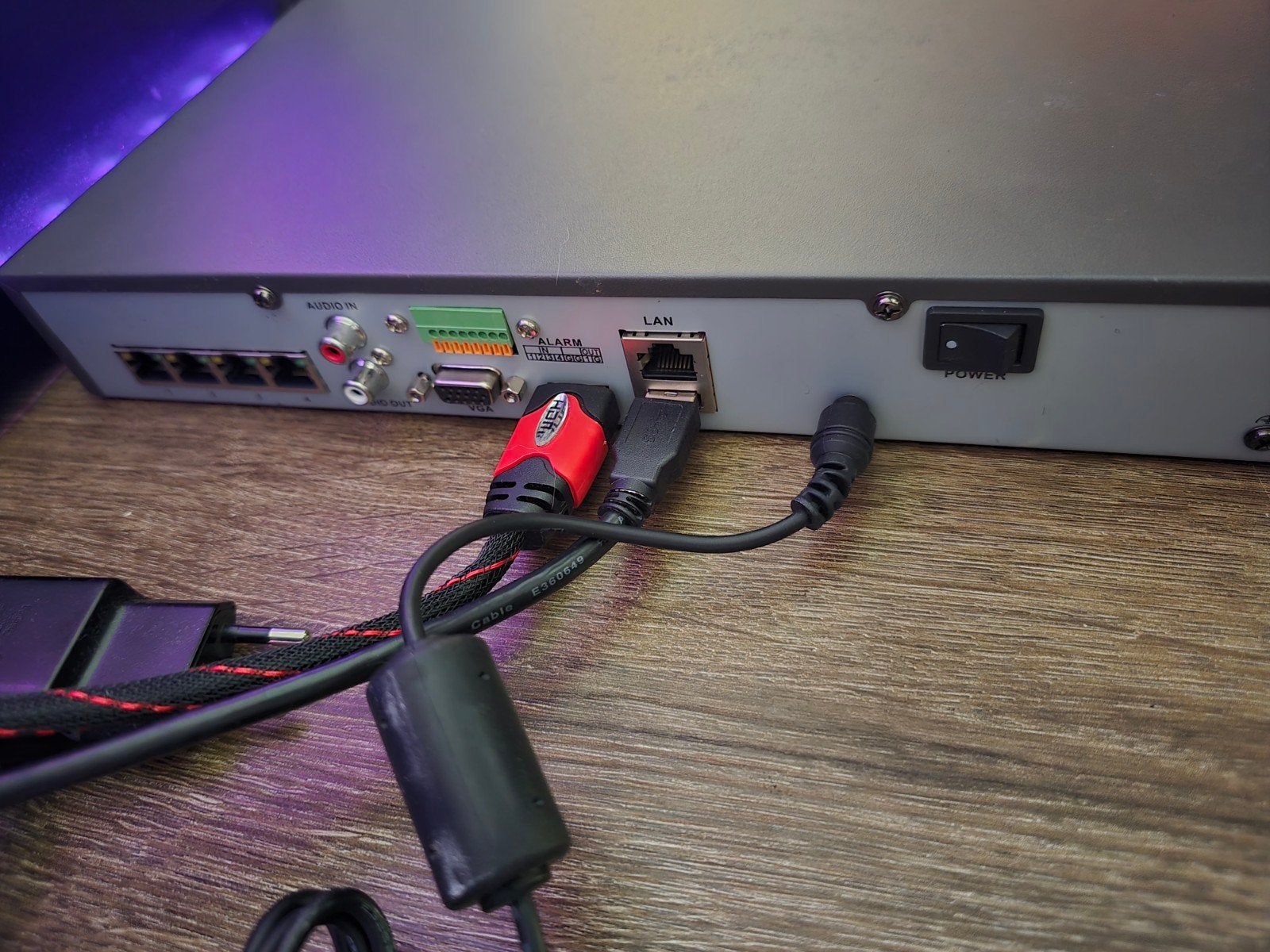 Hikvision DS-7604NI-E1/4P/A NVR Recorder, Ophalen of Verzenden, Gebruikt