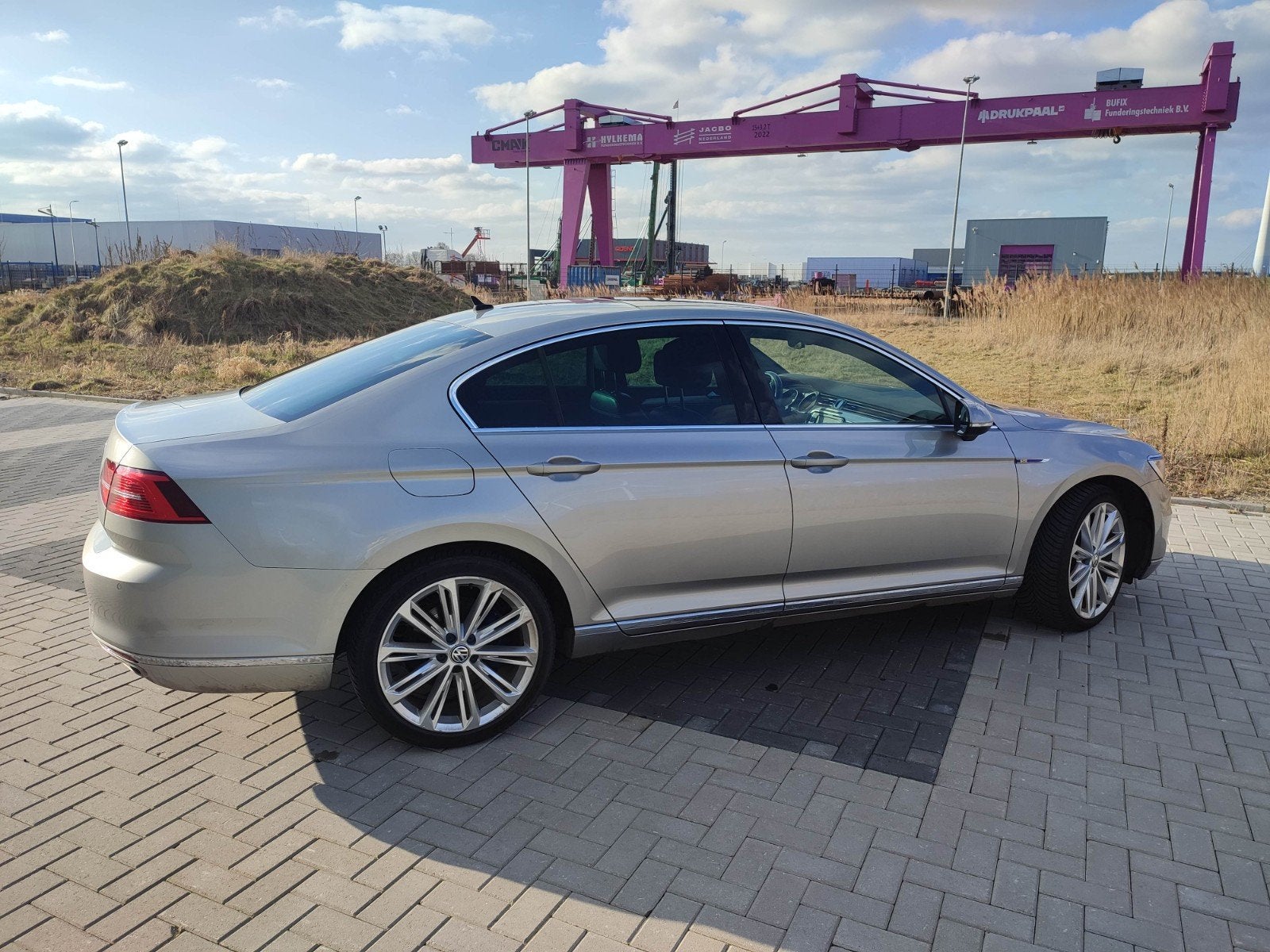 Volkswagen Passat 1.4 TSI 160KW GTE Phev Dsg6 2015 Grijs, Auto's, Automaat, Dealer onderhouden, Achterwielaandrijving, Zwart