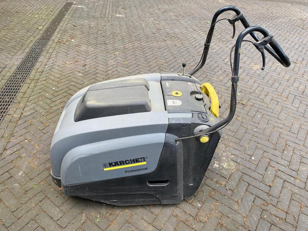 Kärcher KM 75/40 W Professional Veegmachine, Doe-het-zelf en Verbouw, Reinigingsmachines, Ophalen, Gebruikt, Overige typen