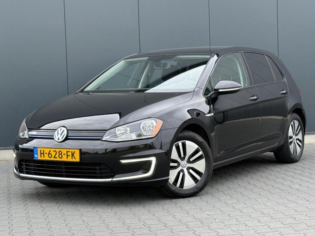 Volkswagen Golf E-Golf 5-Deurs - Camera - Clima - Stoelverwa, Stof, Zwart, 116 pk, Zwart