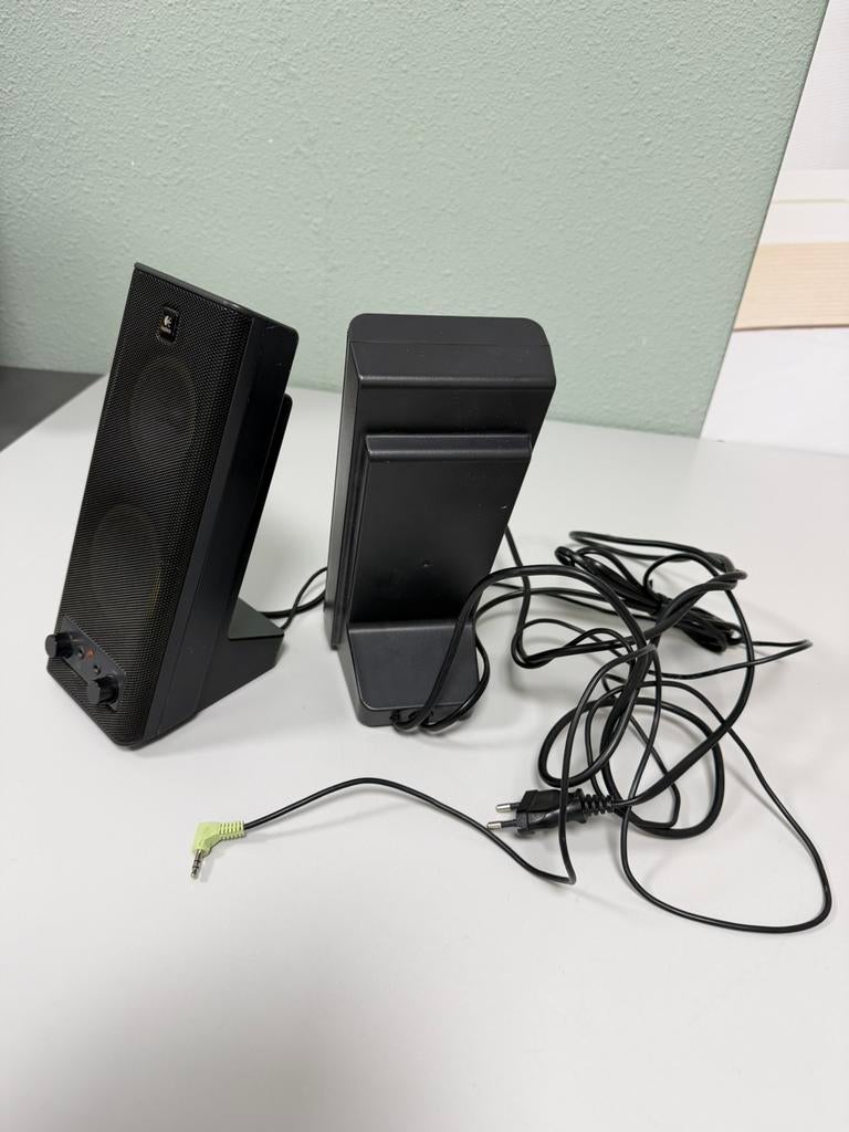 Logitech X-140 PC Computer Speakers 2.0 Set met Bass Control, Computers en Software, Audiokanaal 2, Ophalen of Verzenden, Zo goed als nieuw