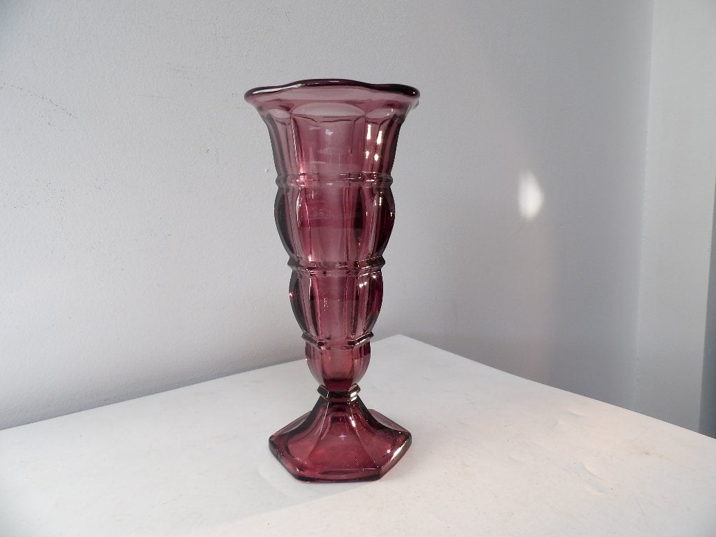Gaaf Art Deco Vaasje Boheems, paars, 20.5cm
