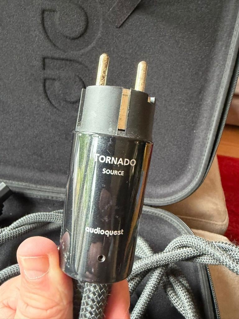 AudioQuest Tornado Source AC 3m – met originele verpakking, Ophalen of Verzenden, Gebruikt, 2 tot 5 meter, Overige kabels
