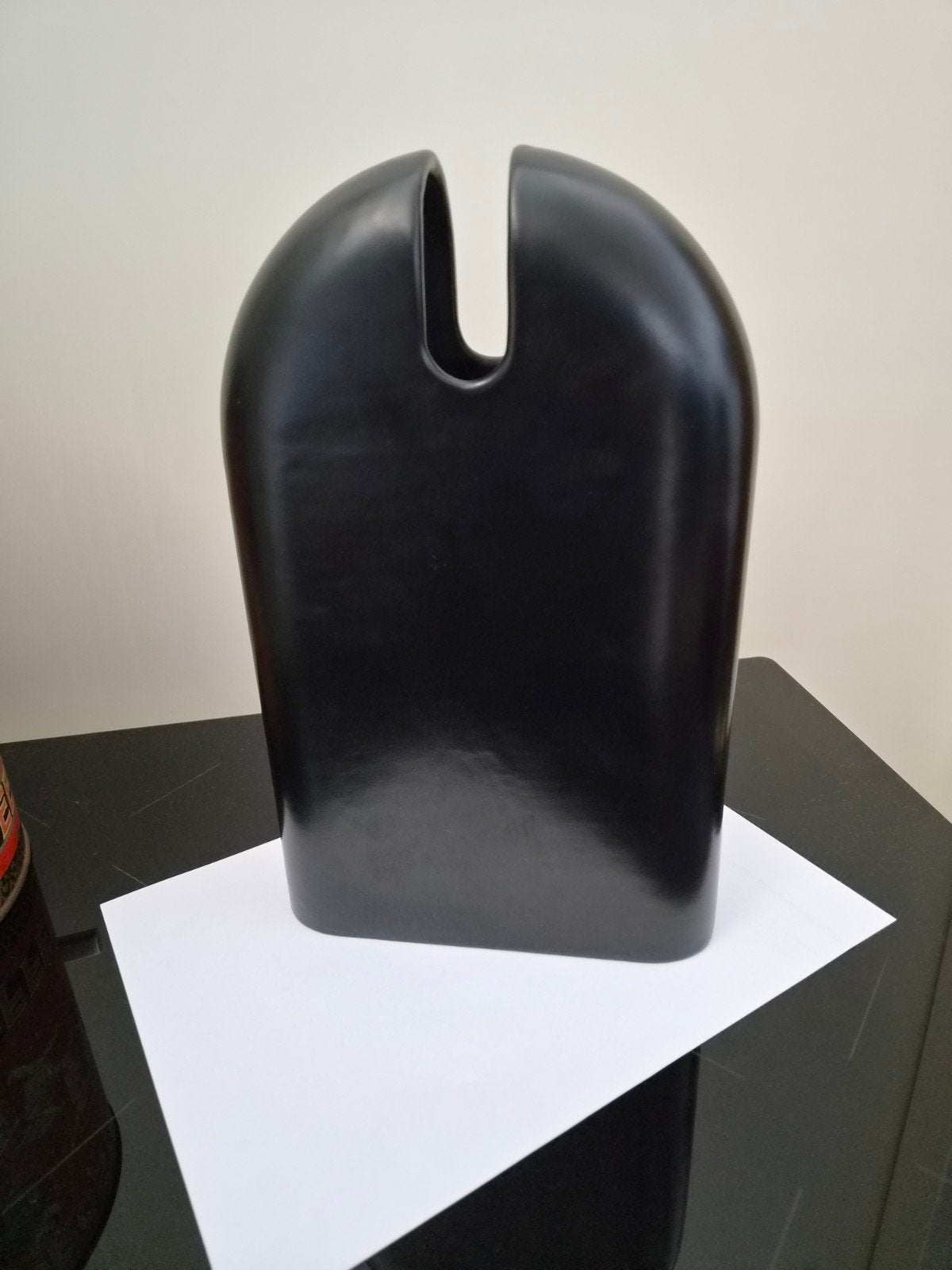 design vaas zwart. sicart Italië, Antiek en Kunst, Gemerkt, Object, Ophalen of Verzenden, Natuurlijk materiaal